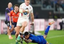 إيطاليا تتقدم مبكرًا على إنجلترا